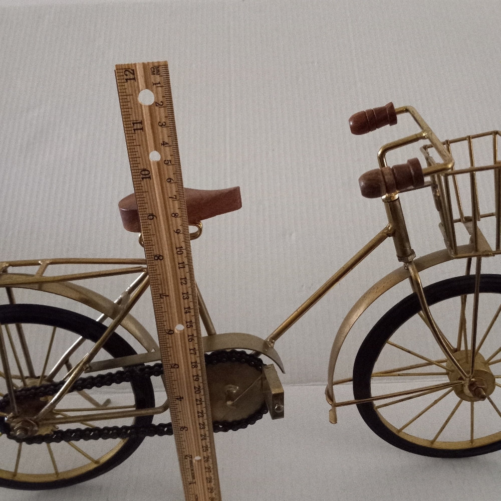 Metal Bike Scupulture Working Part Wood Seat Grips/Metal $30 - Picture 2 of 7